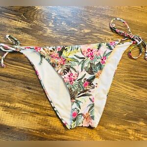 Victorias Secret Bikini Bottom New w/o Tags